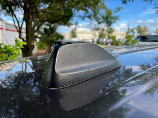 2021 Chrysler Voyager L