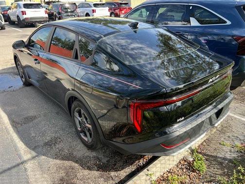2025 Kia K4 