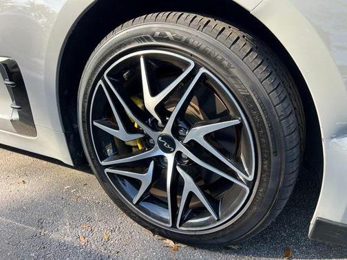 2022 Kia Stinger GT-Line