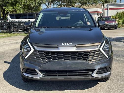 2024 Kia Sportage LX