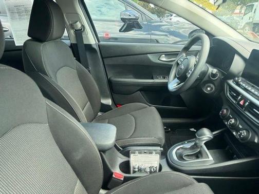 White 2020 Kia Forte LXS