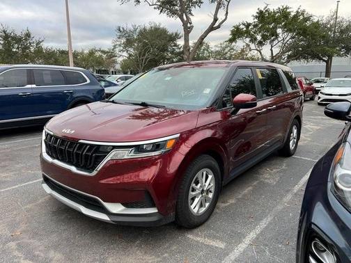 2022 Kia Carnival LXS