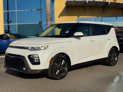 2022 Kia Soul EX
