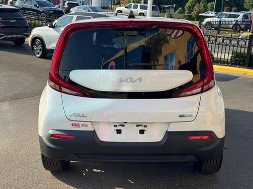 2022 Kia Soul EX