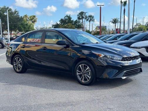 Black 2023 Kia Forte LXS