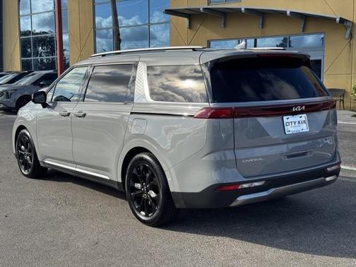 2024 Kia Carnival SX Prestige