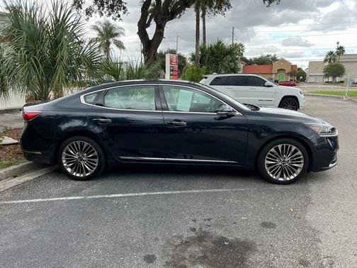 2019 Kia Cadenza SX Limited