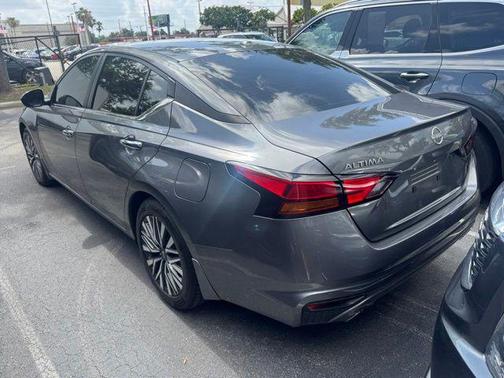 Gun Metallic 2024 Nissan Altima 2.5 SV