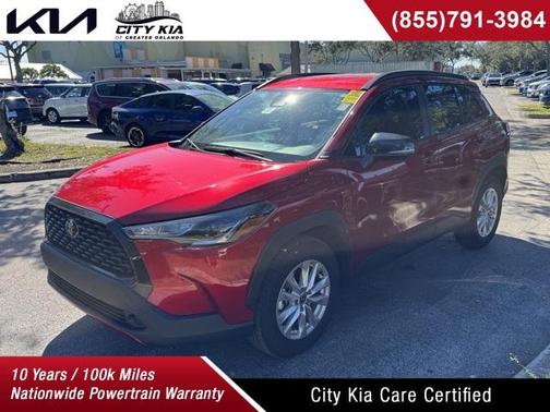 2025 Toyota Corolla Cross LE