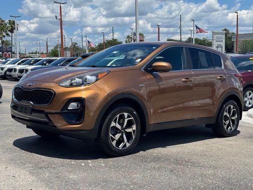 Brown 2021 Kia Sportage LX