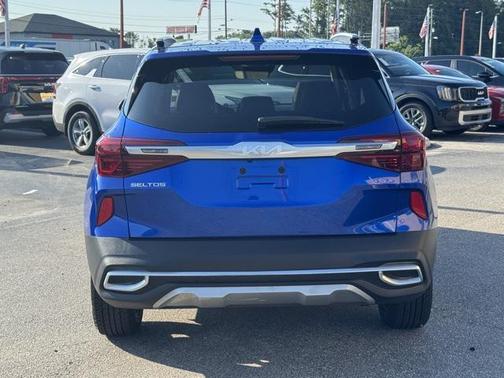 2023 Kia Seltos EX