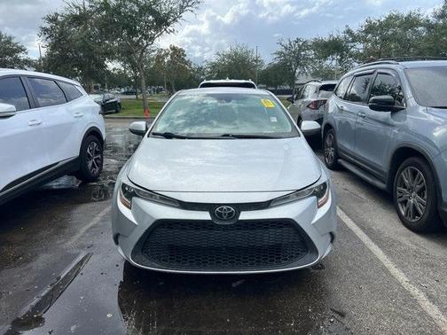 2020 Toyota Corolla LE