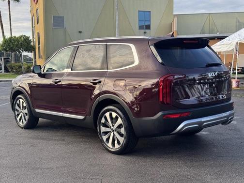 2022 Kia Telluride S