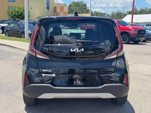 Black 2023 Kia Soul LX