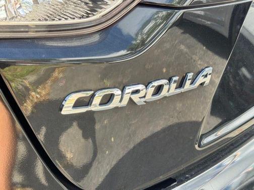 Black 2021 Toyota Corolla LE