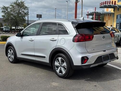 2021 Kia Niro LX