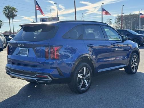 2023 Kia Sorento S