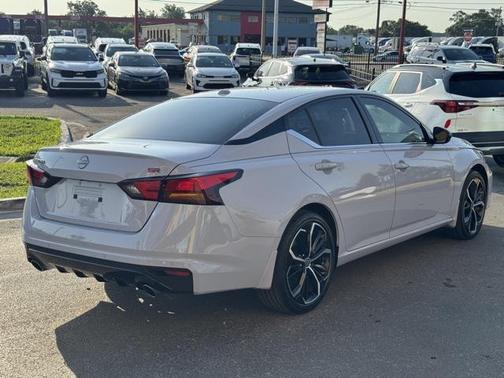 2024 Nissan Altima 2.5 SR