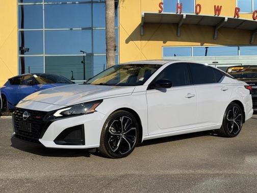 2024 Nissan Altima 2.5 SR