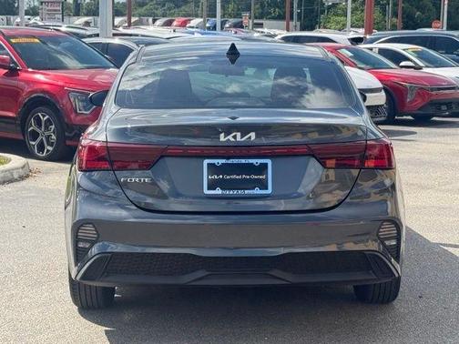 Gray 2024 Kia Forte LXS
