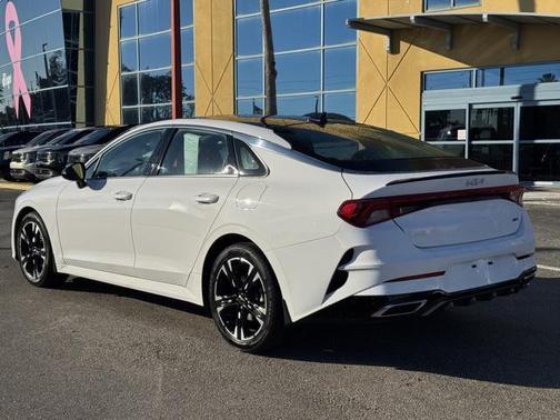 2024 Kia K5 GT-Line