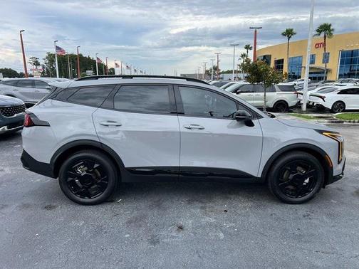 2026 Kia Sportage Hybrid X-Line