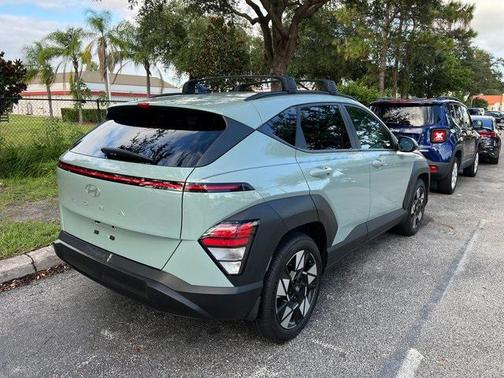 2024 Hyundai KONA SEL