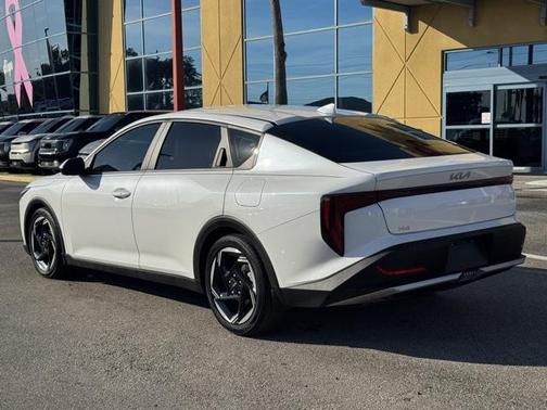 2025 Kia K4 EX