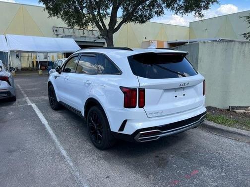 2023 Kia Sorento SX
