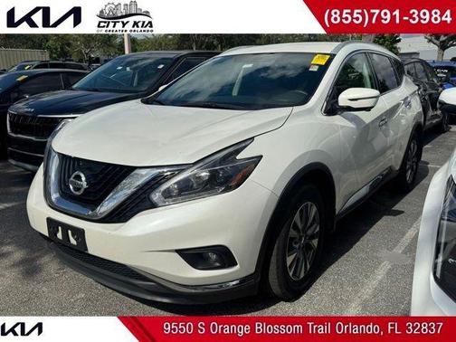 White 2018 Nissan Murano SL