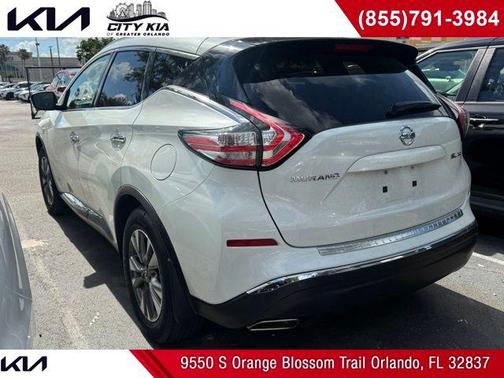 White 2018 Nissan Murano SL