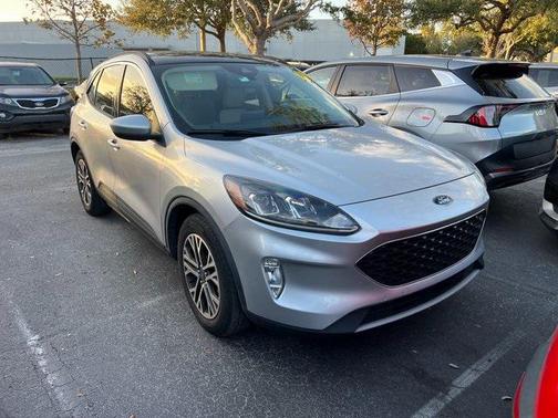 2020 Ford Escape SEL