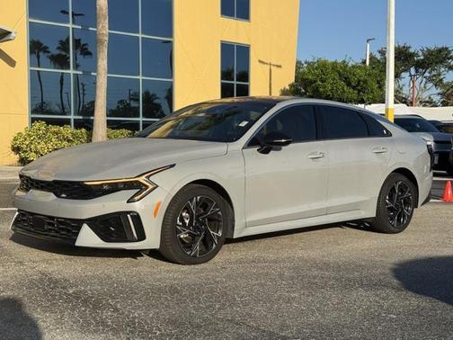 2025 Kia K5 GT-Line