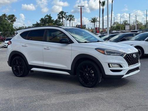 White 2019 Hyundai TUCSON Night