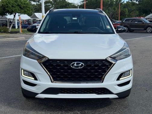 White 2019 Hyundai TUCSON Night