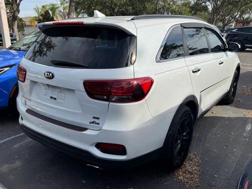2019 Kia Sorento LX