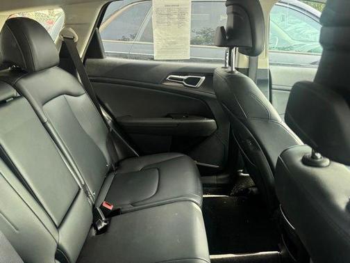 Black 2024 Kia Sportage EX