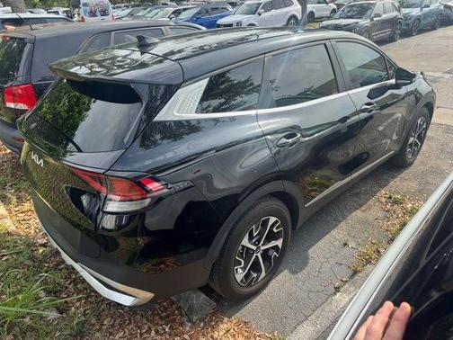 Black 2024 Kia Sportage EX