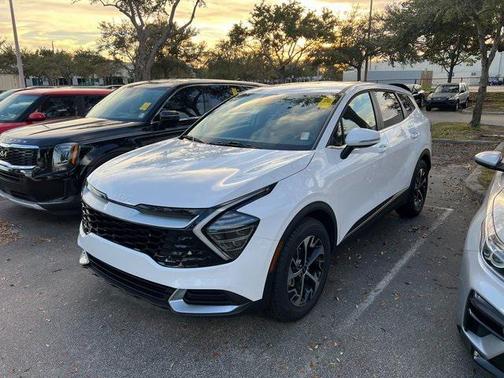 2024 Kia Sportage EX