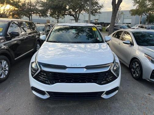 2024 Kia Sportage EX