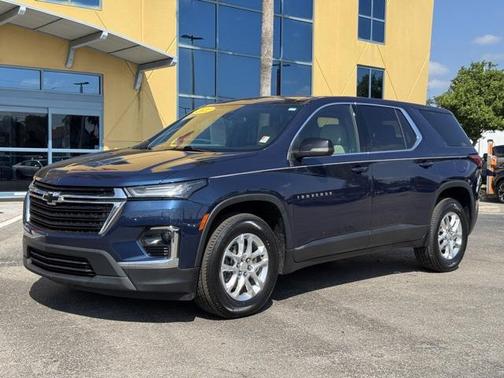 2022 Chevrolet Traverse LS