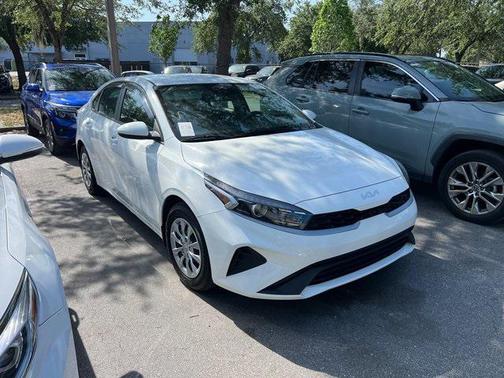 2023 Kia Forte LX