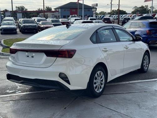 2023 Kia Forte LX