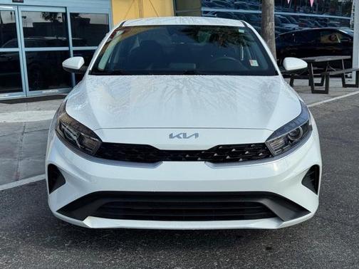 2023 Kia Forte LX