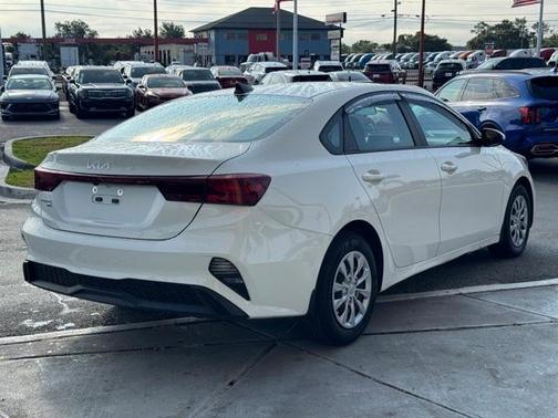 2023 Kia Forte LX