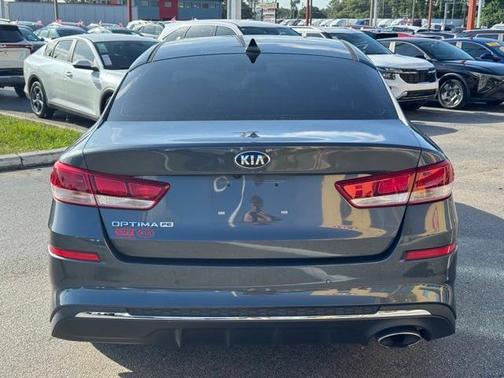 2020 Kia Optima LX