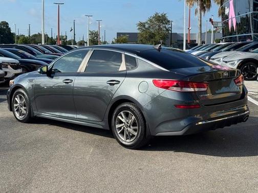 2020 Kia Optima LX
