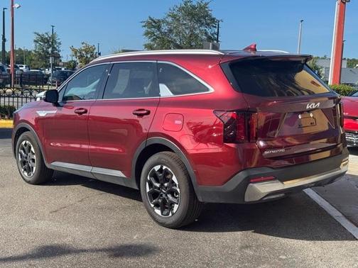 2025 Kia Sorento S