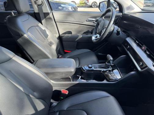 2024 Kia Sportage SX