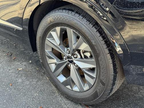 2024 Kia Sportage SX